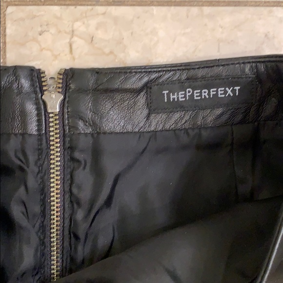 Black leather skirt with by the Perfext - Picture 2 of 4
